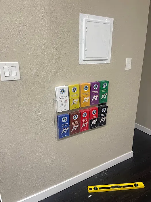 Tom Vo's Taekwondo Picture 1