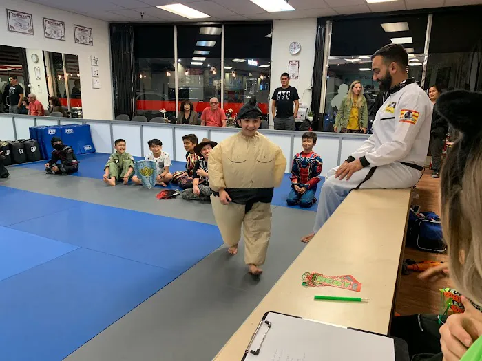 Jeff Speakman's Kenpo 5.0 Whittier • Martial Arts & Fitness Kickboxing Picture 3