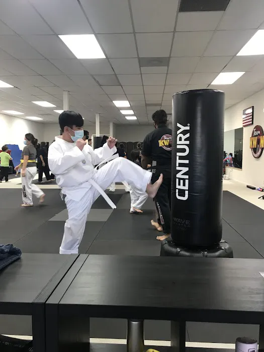 Team Kwon Taekwondo Center - Orange Picture 4