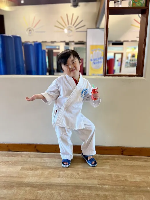 Dawn Barnes Karate Kids Picture 4