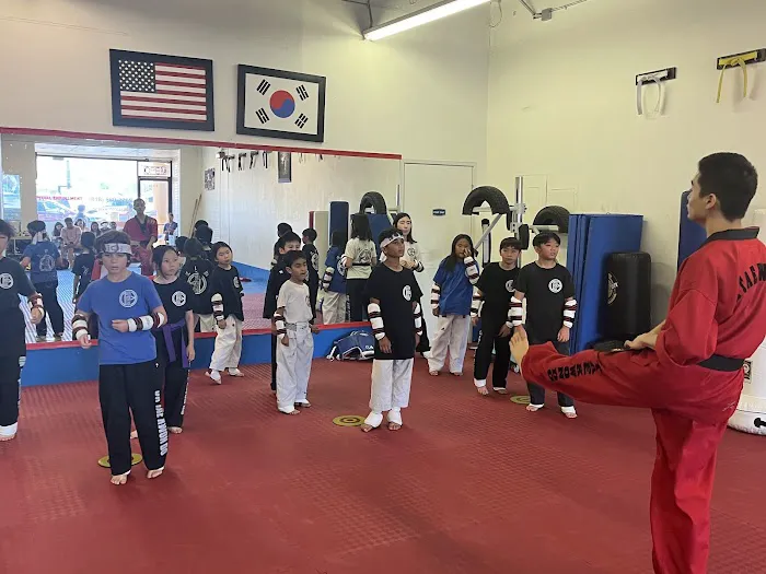DK Taekwondo Academy-Northridge Picture 9