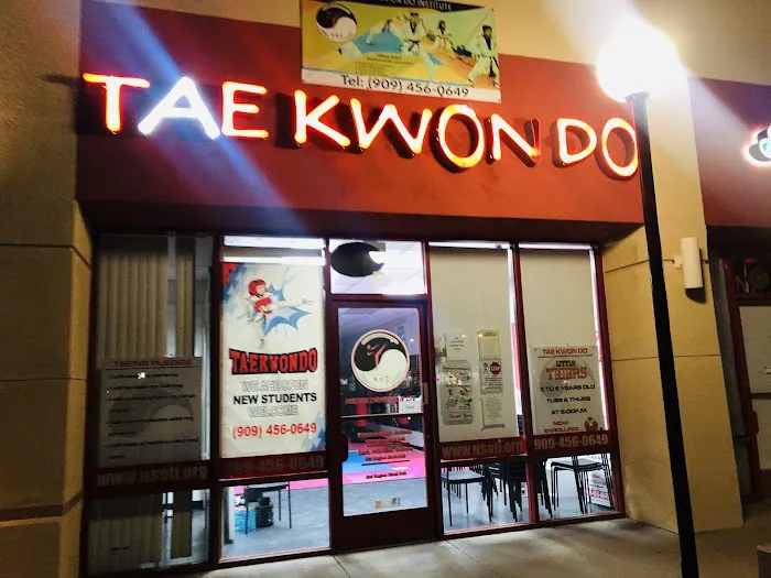 US OLYMPIC TAE KWON DO INSTITUTE Picture 10