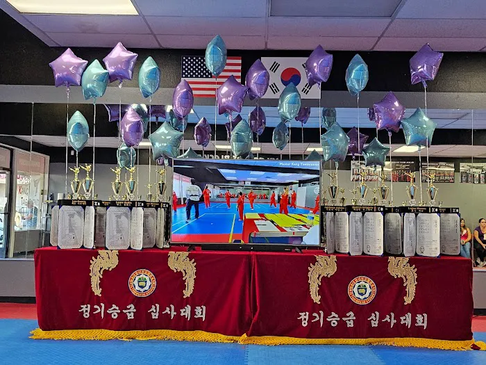 Master Kang Taekwondo Picture 2