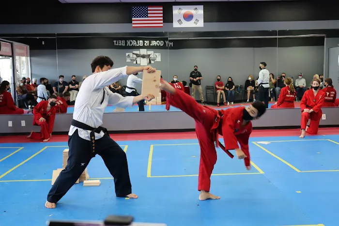 Master Kang Taekwondo Picture 10