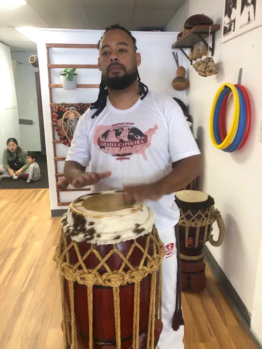 ABADÁ - Capoeira Picture 5