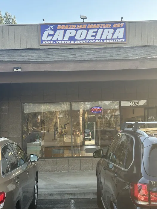 ABADÁ - Capoeira Picture 10