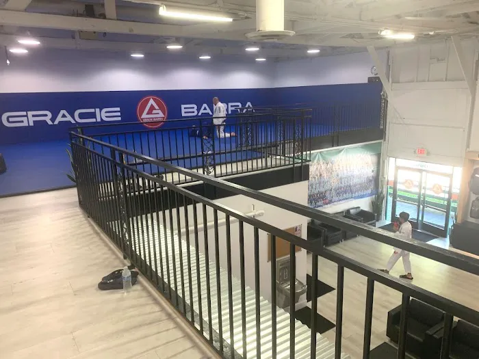 Gracie Barra Headquarters - Brazilian Jiu-Jitsu & Self Defense Picture 2