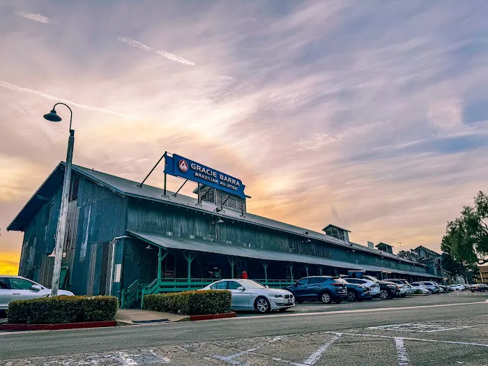 Gracie Barra Headquarters - Brazilian Jiu-Jitsu & Self Defense Picture 7