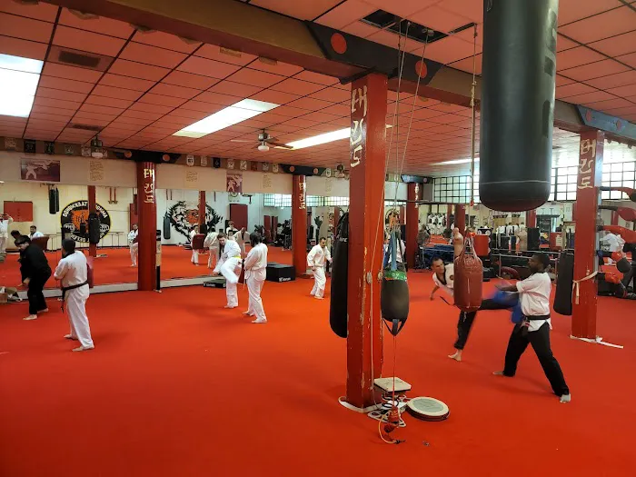 Larry Ammons Tae Kwon Do/ Karate Picture 7