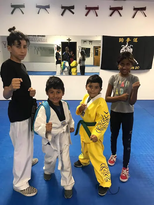 Cordova's Taekwondo Picture 8