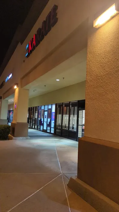 United Studios of Self Defense Picture 2