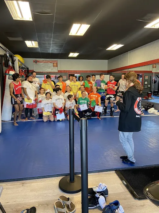 Pu‘u Muay Thai Martial Arts & Kickboxing Ventura Picture 1