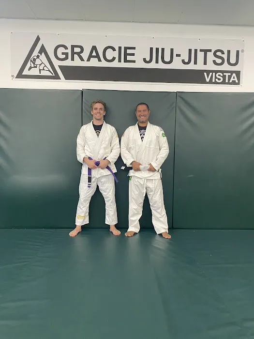 Gracie Jiu Jitsu Vista - Certified Training Center Picture 4