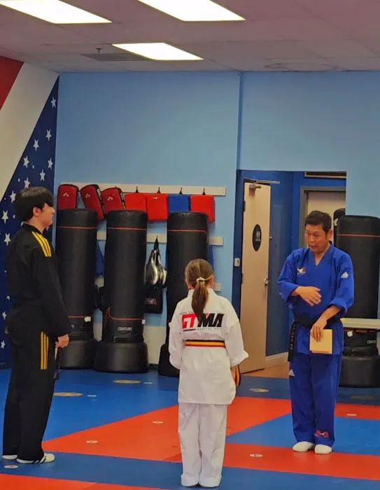 ATA Moon Taekwondo Picture 2