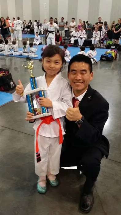 High Kick Taekwondo Picture 3