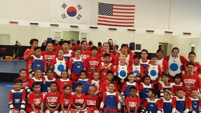 Club TKD Martial Arts Picture 7