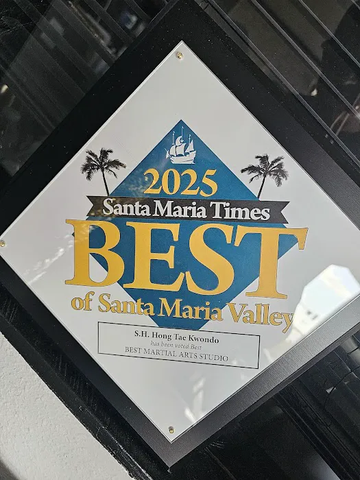 S.H. Hong Taekwondo Academy Picture 4