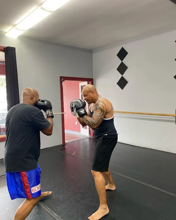 Just Kickin’it Kickboxing Picture 1