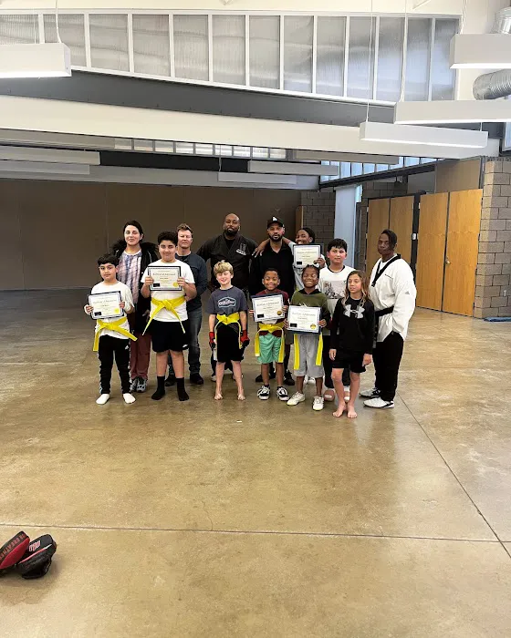 Just Kickin’it Kickboxing Picture 2