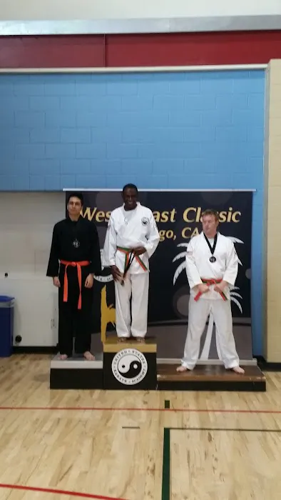 Trujillo's art of self defense Picture 2