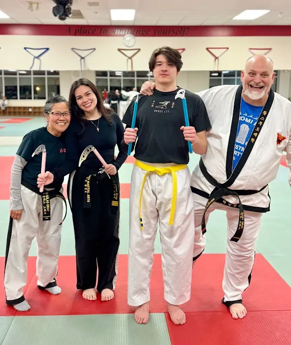 Hwang's Martial Arts Picture 2