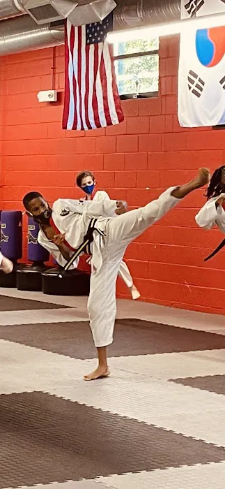 Kick Start Martial Arts : Grant Park Picture 2