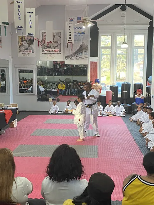 Kickin 2 Fitness Studio - Decatur Martial Arts Picture 2