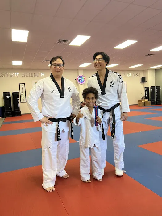 MASTER SHIM'S WORLD CLASS TAE KWON DO Picture 1