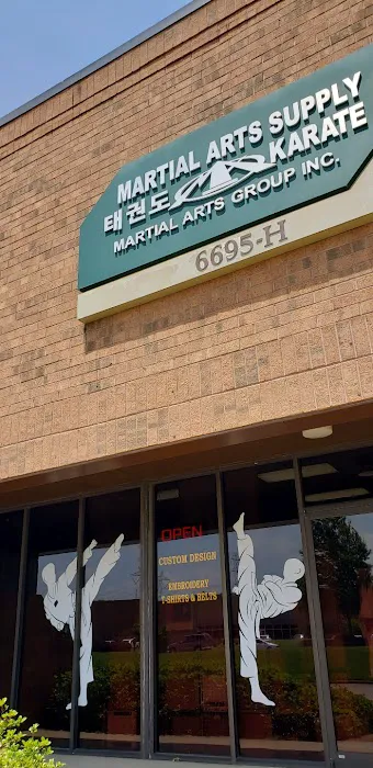 Martial Arts Group Picture 6