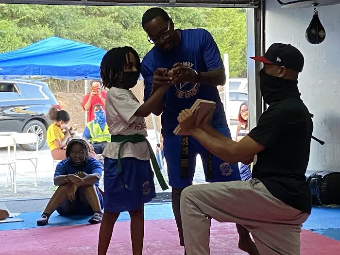 Ross Family Karate Picture 3