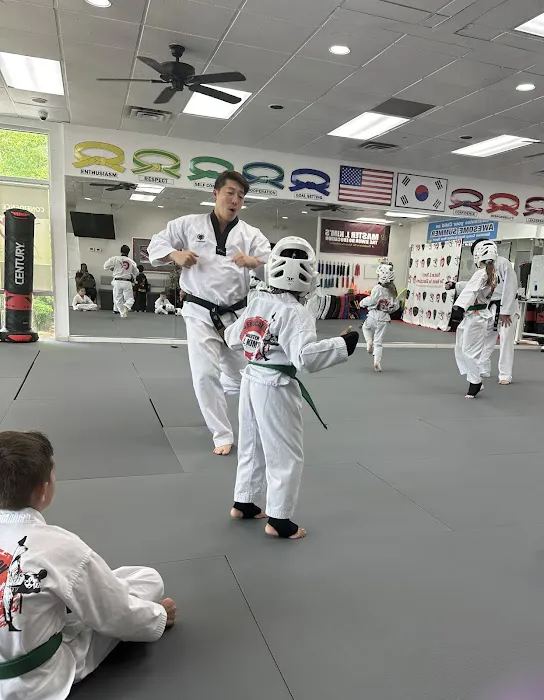 Master J. Kim's Taekwondo Education Picture 2