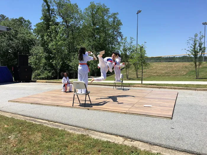 Kim Brothers Tae Kwon Do (After School Program) Picture 5