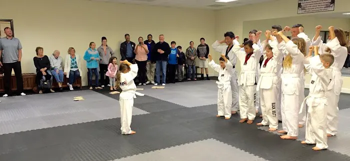 Master Lee's Top Martial Arts Picture 1