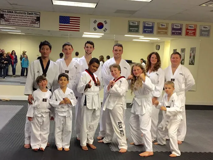 Master Lee's Top Martial Arts Picture 2