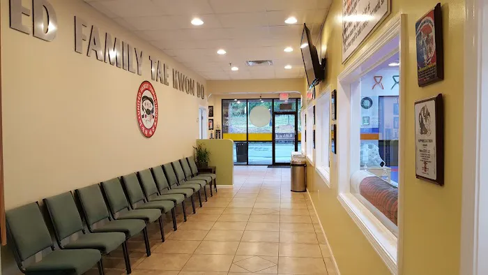 United Family Taekwondo Suwanee/Duluth Picture 1