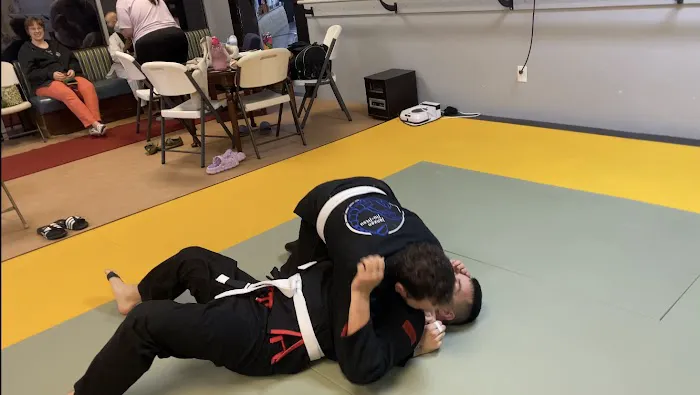 Janzen Jiu-Jitsu Picture 4