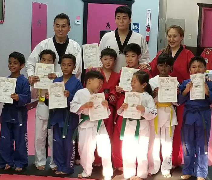 YUSABU TAEKWONDO MARTIAL ARTS Picture 9