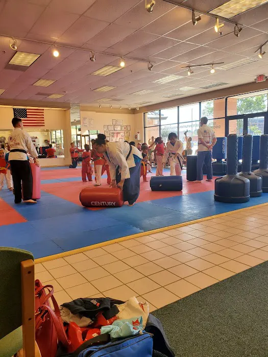 UMAS Karate Picture 5