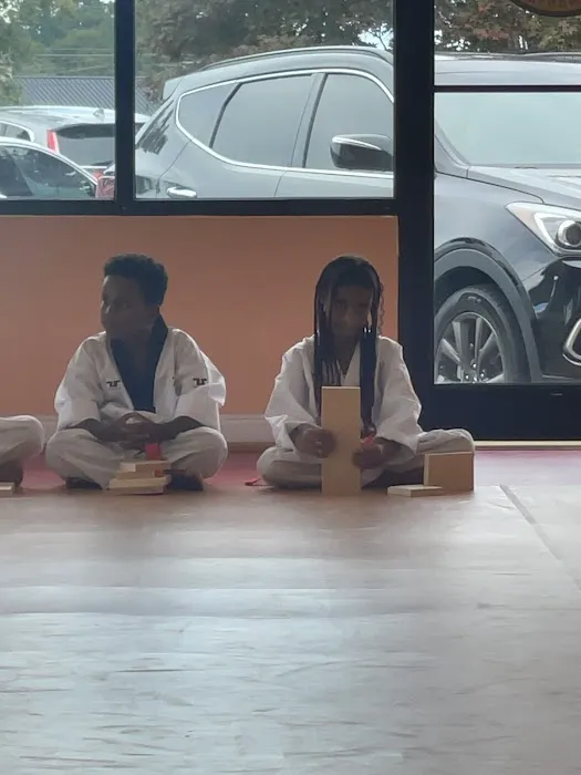 Kim's Major TaeKwondo Picture 5