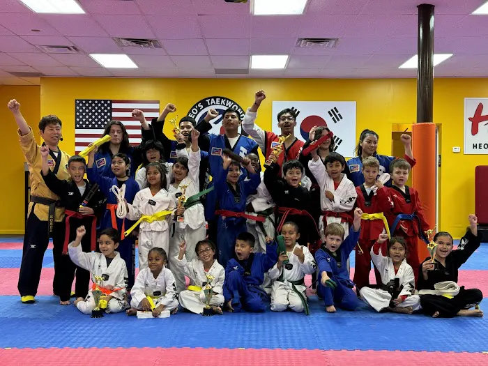 HEO's (AfterSchool) Martial Arts Picture 7