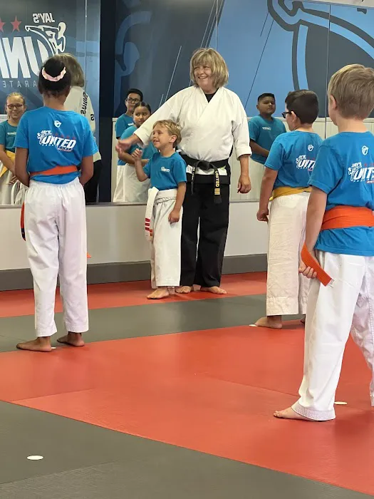Jay's United Karate Studio Picture 4