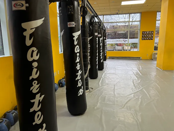 Axtion Club Picture 6