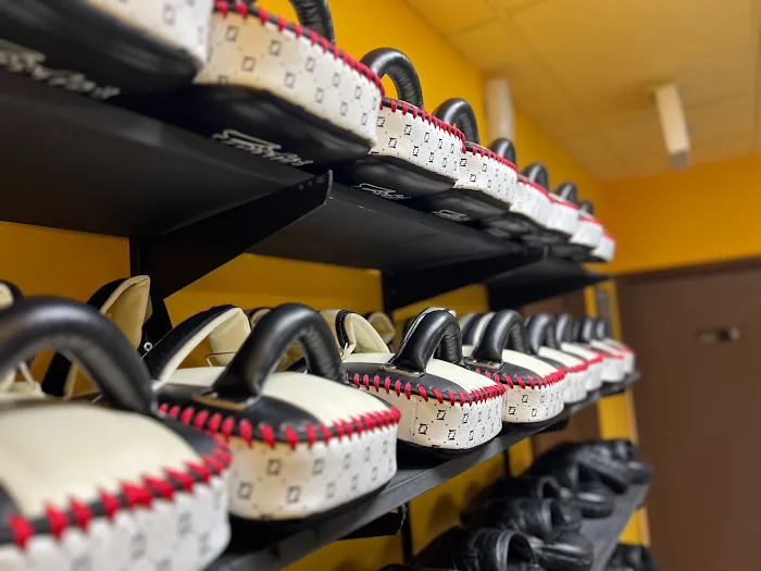 Axtion Club Picture 7