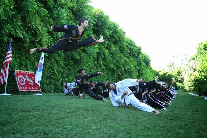 Oom Yung Doe - 8 Martial Arts - Kirkland Bellevue Picture 1