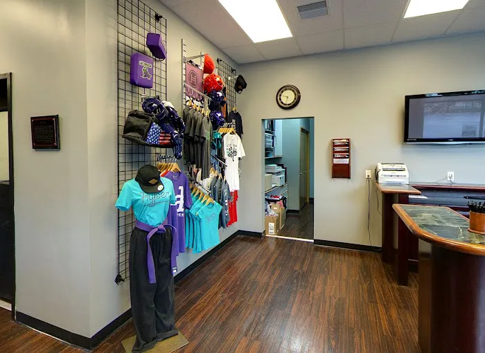 karate west Picture 3