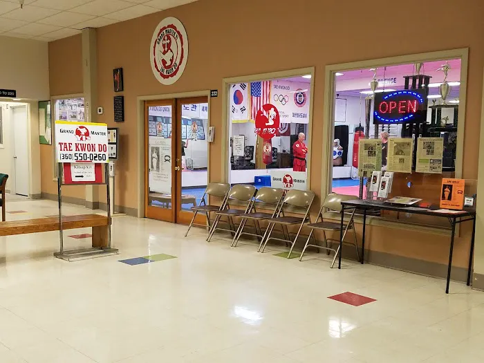 Grand Master YI Brothers Tae Kwon Do Picture 6