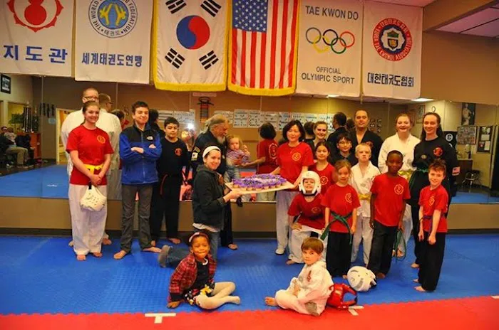 Grand Master YI Brothers Tae Kwon Do Picture 9