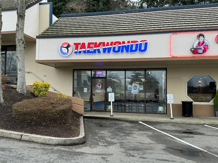 Master Lee's Hankuk Taekwondo Picture 5