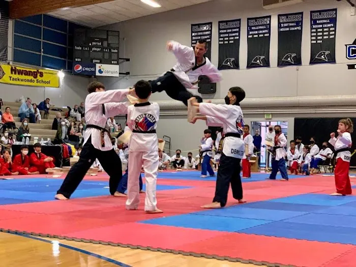 PEAK TAEKWONDO | Master Kim's MARTIAL ARTS Picture 1