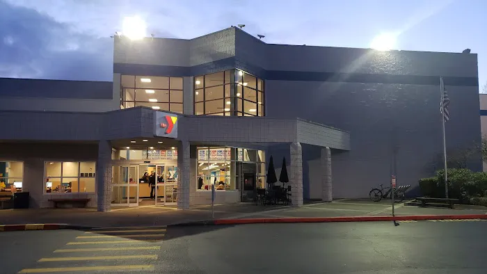 Lakewood Family YMCA Picture 6